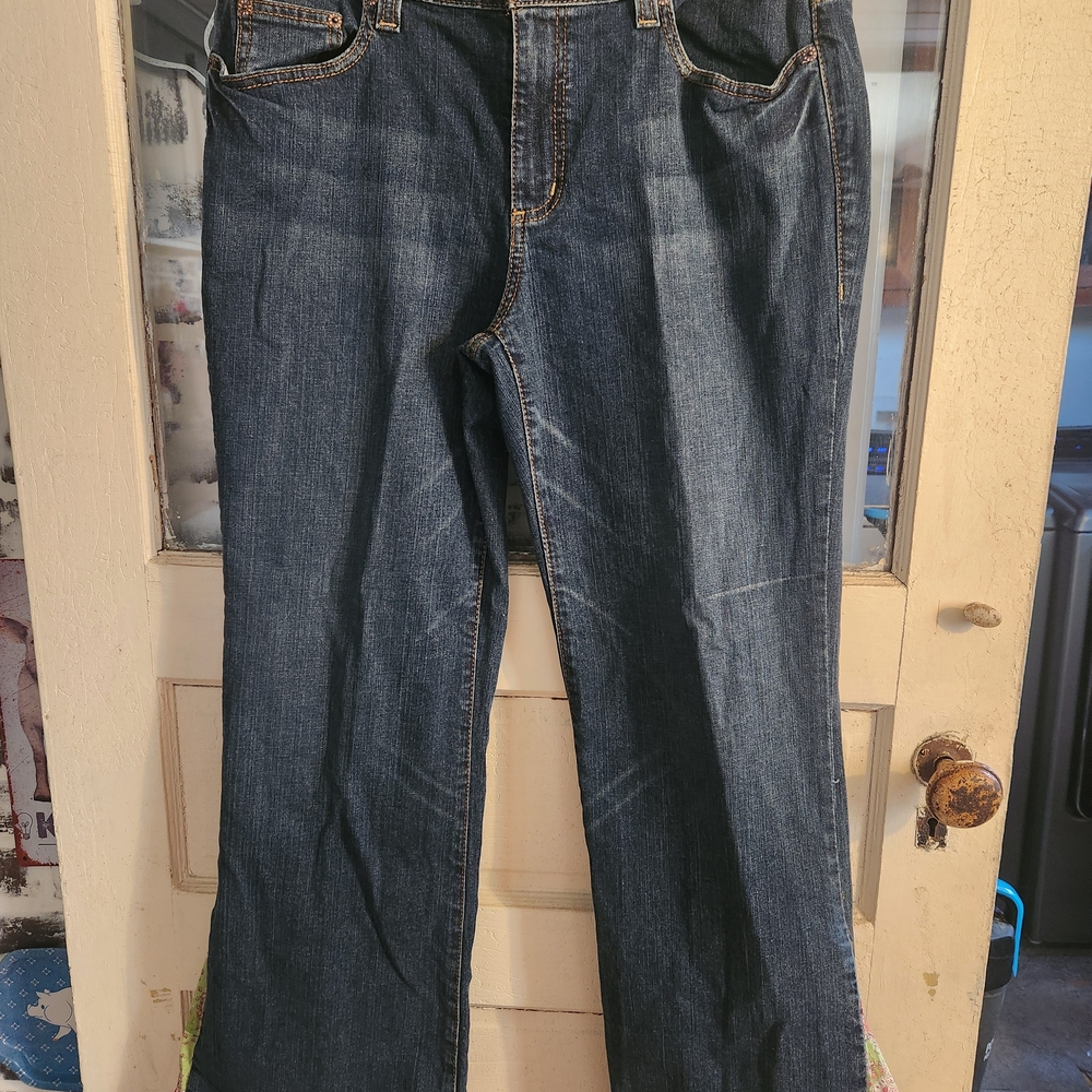 DKNY Women's Jeans Size 14R with a Paisley Print Insert Into Flared Leg